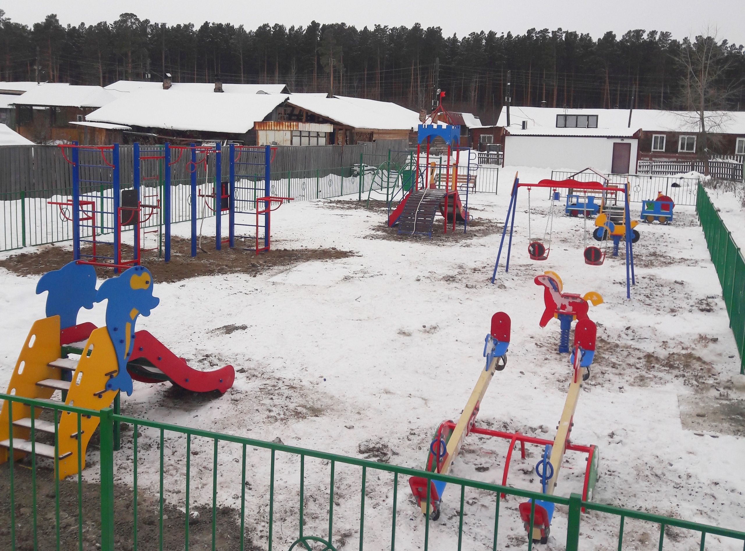 Детская площадка в Юксеево